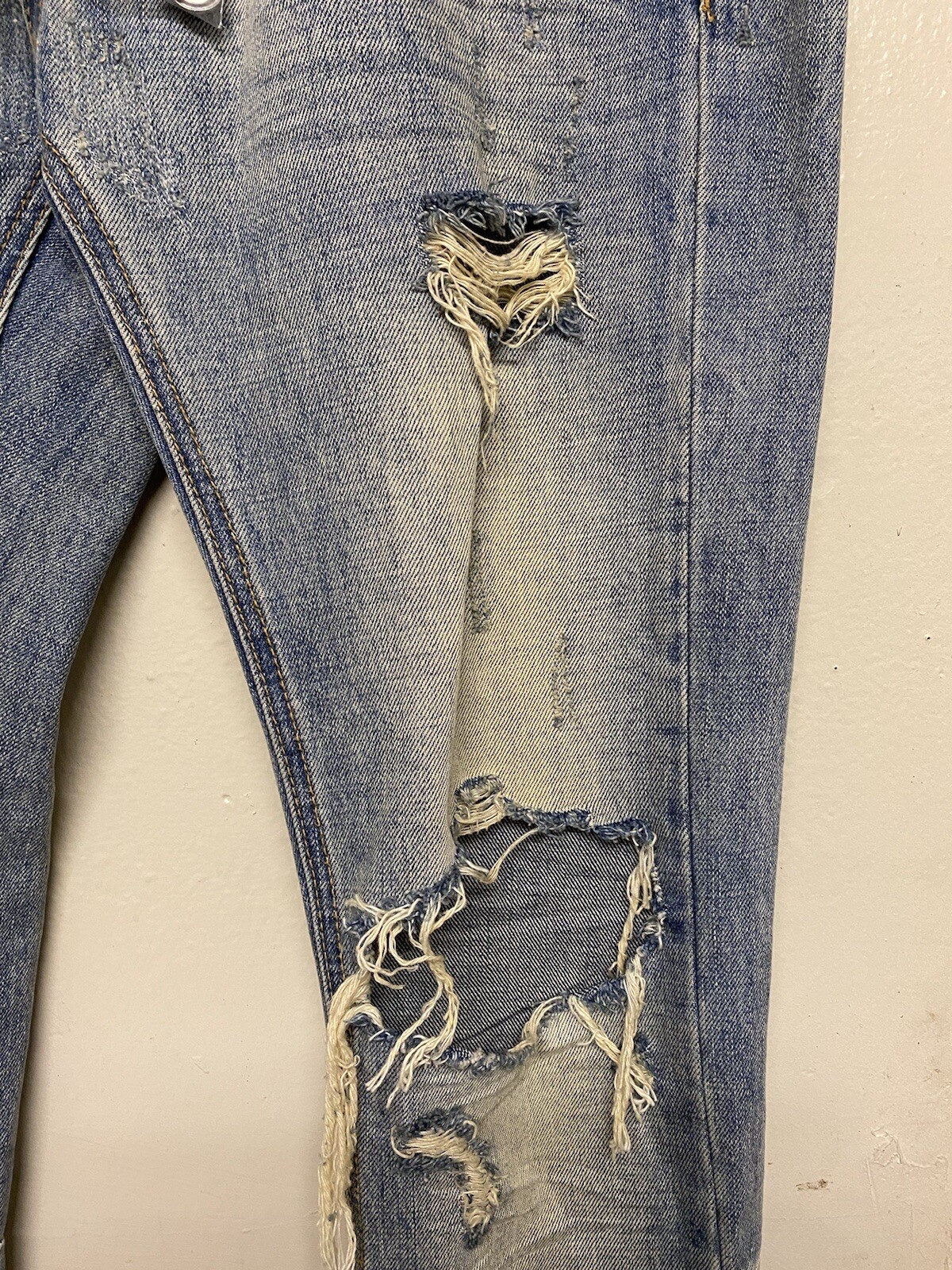 MNML Denim Jeans Bleached Blownout Knee Ankle Zipper… Gem