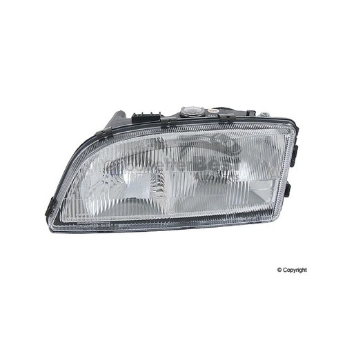 One New TYC Headlight Assembly Left 20541000 8628402 for Volvo C70 S70