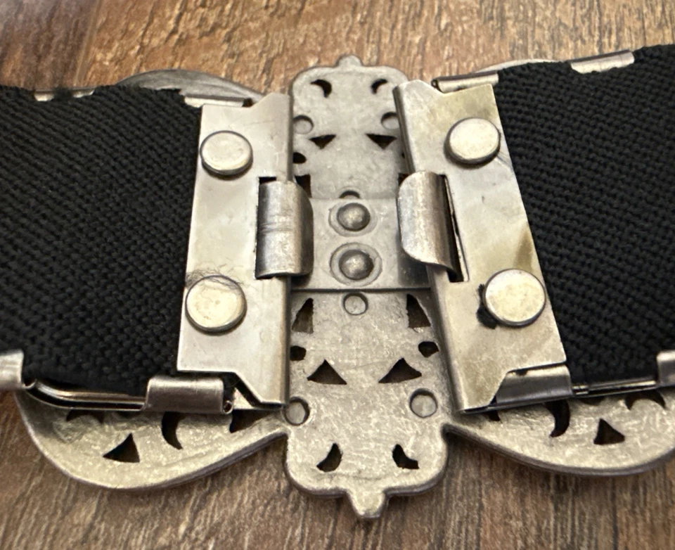 VTG Silver Gun Metal Filigree Belt 80’s Elasticized Jeweled Floral Buckle 40” - Image 4 of 4