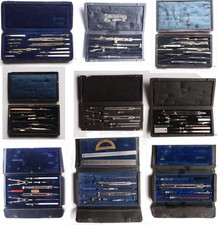 Lot de boîtes anciennes de Compas