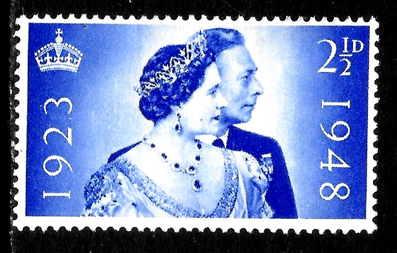 HICK GIRL-MINT GREAT BRITAIN  SC#267    SILVER  WEDDING ISSUE     X3761