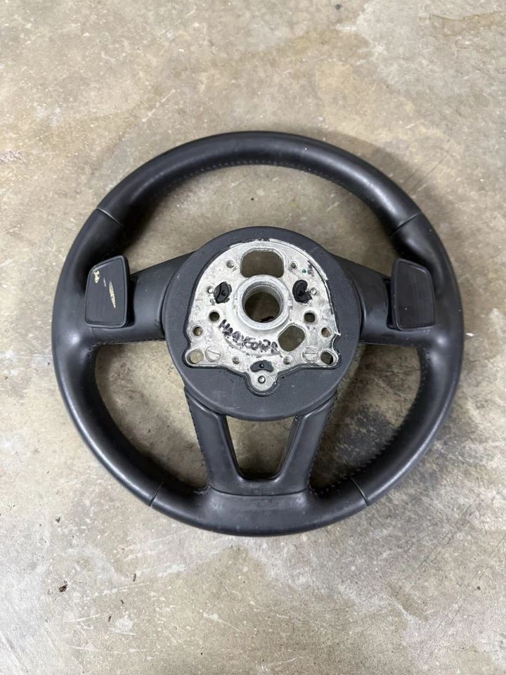 Volante Audi A4 2017 Foto 2 de 2