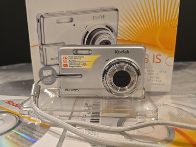 Kodak EasyShare M893 IS 8.1MP Digital Camera - Silver for sale
