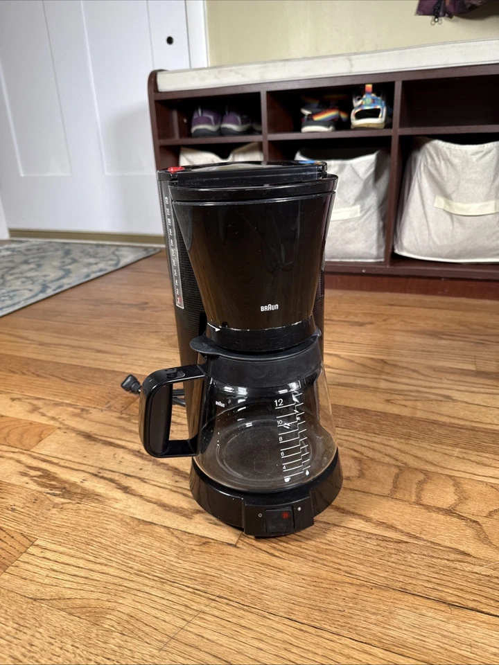 Potente cafetera Braun 1200 vatios 12 tazas KF 152 modelo 3068 Foto 2 de 4