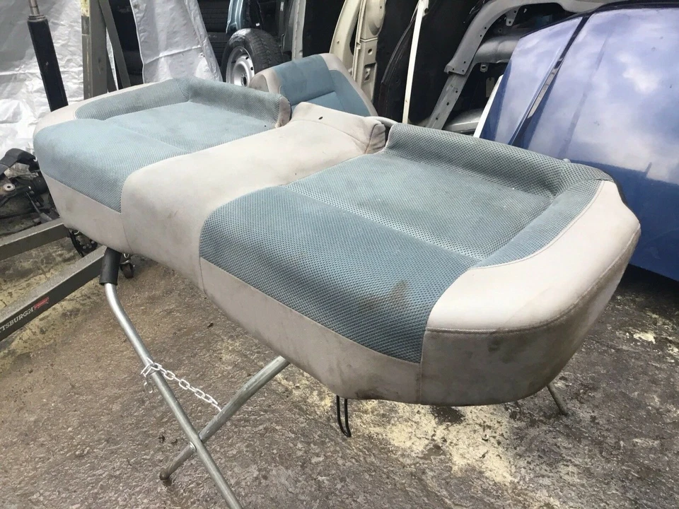 Subaru Forester Rear 2nd Row Lower Seat Bottom Cushion 2003 - 2008 :O - Image 3 of 4