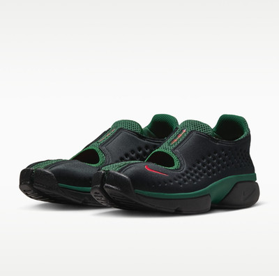 NIKE Women's Rift 2 IQ8006-002 Black Team Dark Green Fire Red