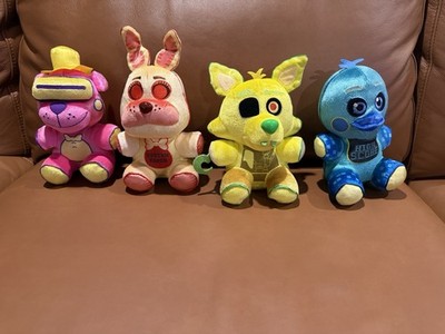 Funko Five Nights At Freddy's Inverted Special Delivery 4 Hot Topic Plush Dolls