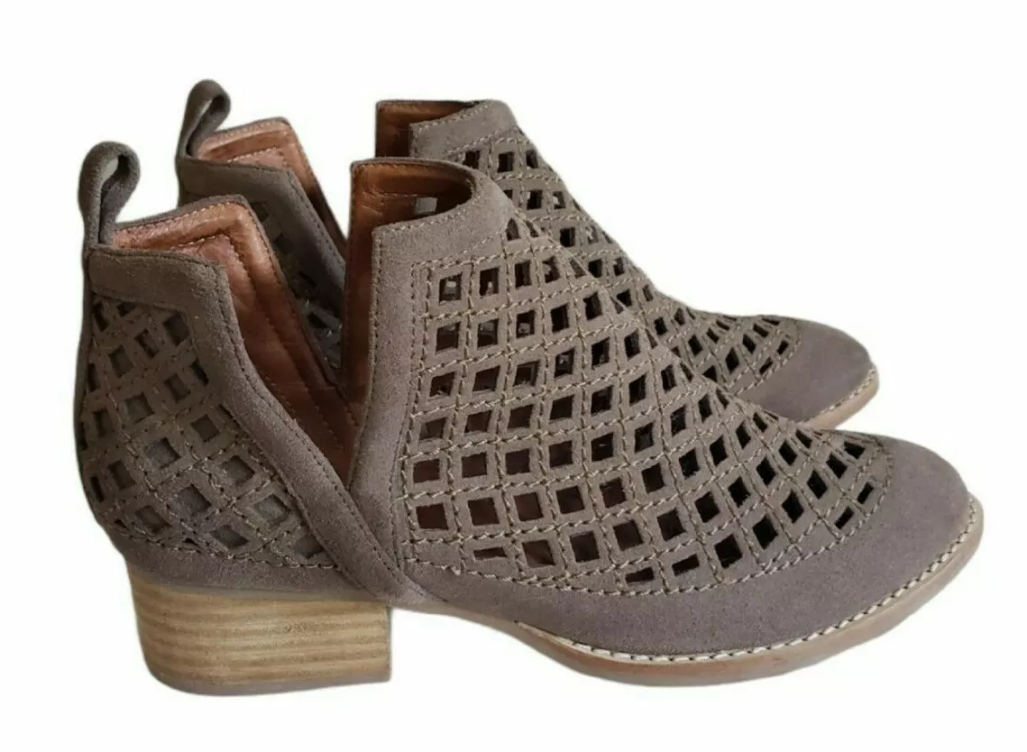 Jeffrey campbell on sale tan booties
