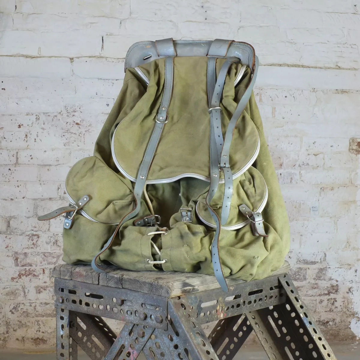 Vintage Swedish Military Rucksack with a Frame Khaki Green Backpack Bag