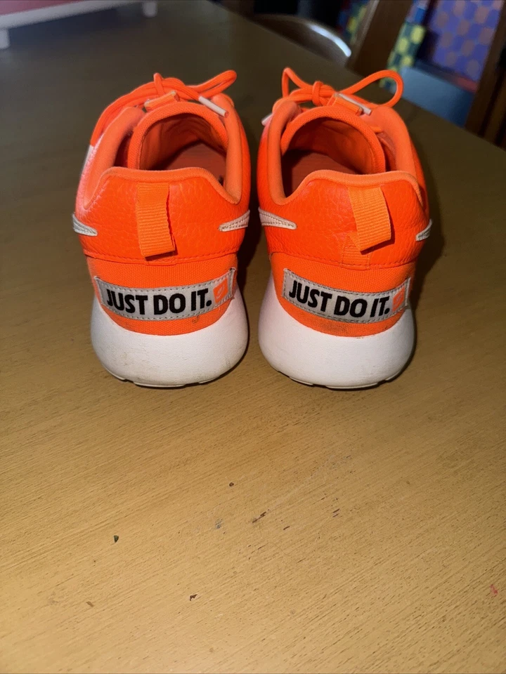 Nike Women's Size 8.5 Roshe One PRM 833928 Neon Orange Leather No Box - Image 3 of 4