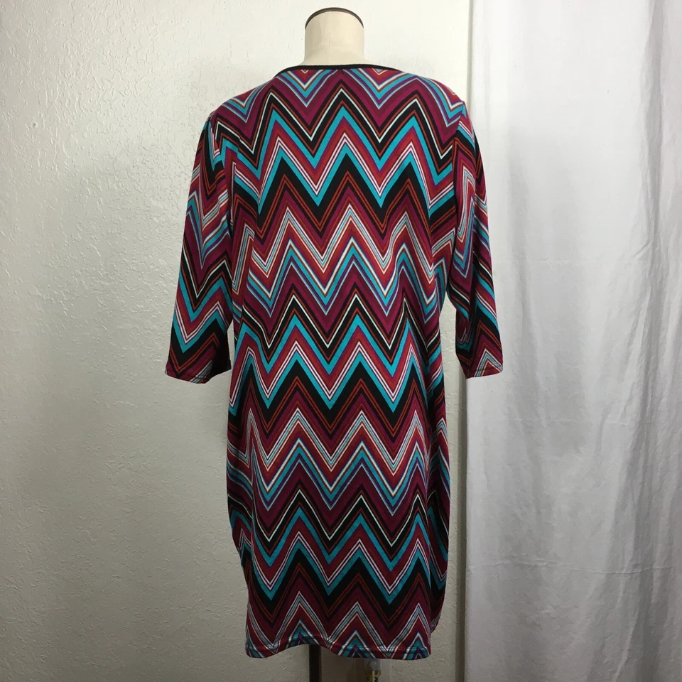 Derek Heart Plus Womens 2X Midi Shift Dress ZigZag All Over Print Fuschia Aqua - Image 3 of 4