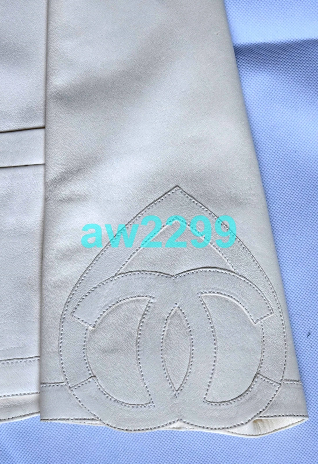 Blazer Giacca Da Passeggiata Nuova con Etichette Chanel 09C Rara 100% Pelle d'Agnello CC LOGO FR 42 40 Avorio