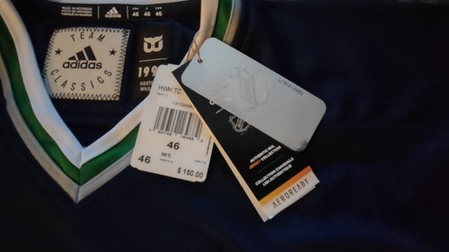 Hartford Whalers Adidas Team Classic Vintage Hockey Jersey NWT Size 46 - Picture 5 of 5