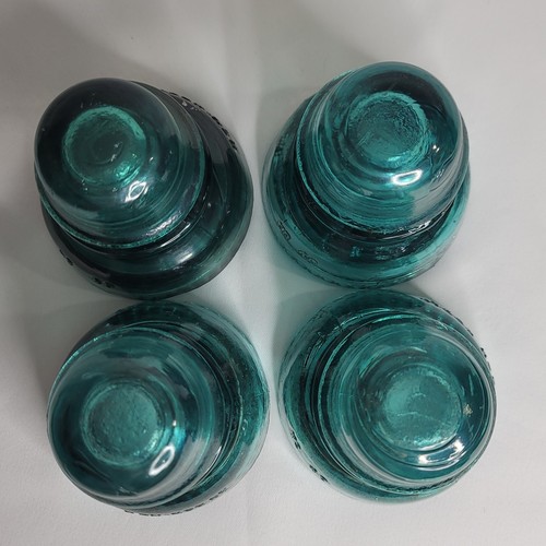 Set of 4 Vintage 1910-1921 Hemingray #40 CD 152 Aqua Blue/Green Glass Insulators - Picture 22 of 23