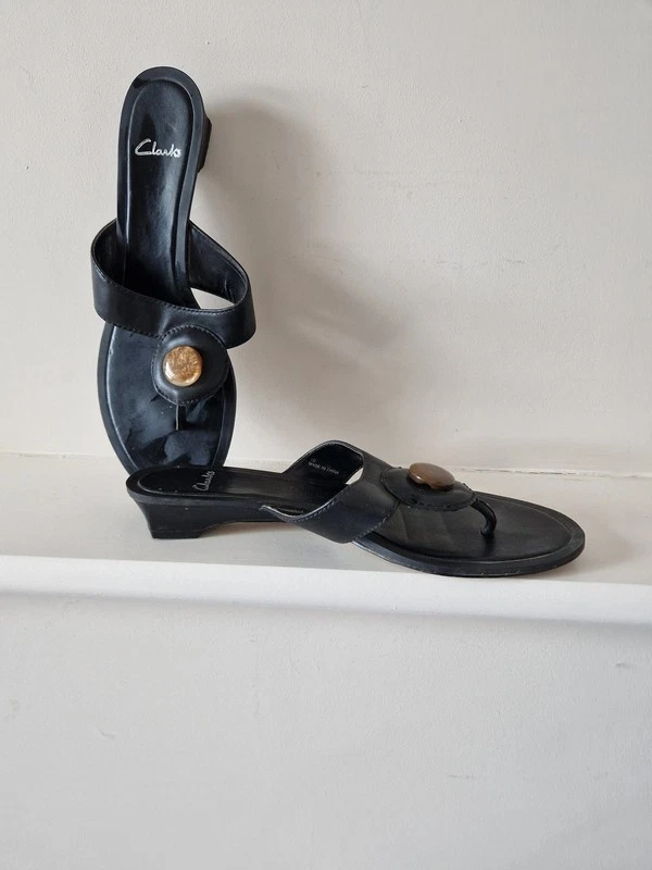 Sandali bassi donna clarks neri con decorazione in pietra misura 7 d