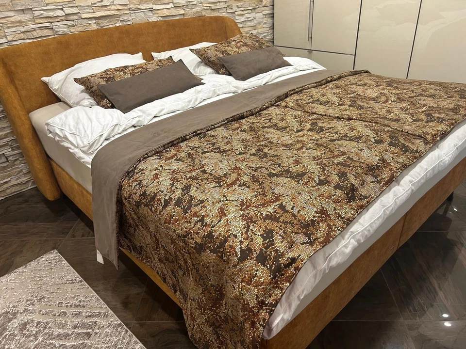 Elegantes RUF|Betten Designerbett in warmem Samtton – Made in Germany - Bild 2 von 4