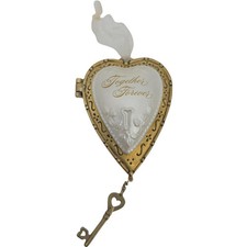 Hallmark Keepsake Ornament True Love Is Our Love Photo Holder Locket 2002