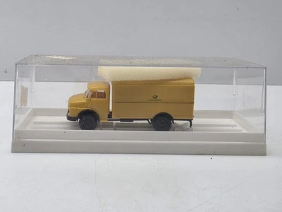 H0 / 1:87 - Brekina - LKW Mercedes Benz Deutsche Post in OVP/ 3 A 493 - Bild 1 von 2