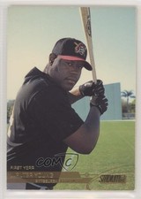 2003 Topps Stadium Club First Year Royal Gold Walter Young (Batting Stance) 0q3