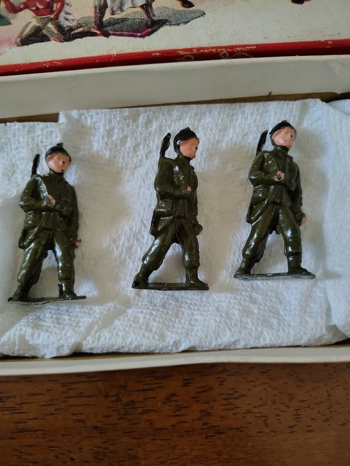 Cherilea Products Сделано в Англии - Набор из 9 Американских Пехотных Коробок No A/101 - Изображение 4 из 4