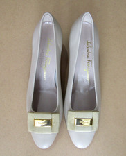 Salvatore Ferragamo Vara Pump Beige Bow Women Shoes Size 6B Italy