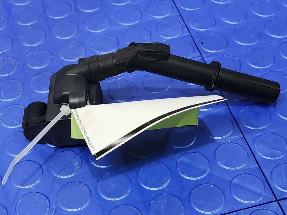 Paquete de bobinas de encendido 12-15 Mercedes Benz ML63 5,5 L genuino OEM 2769063700 Foto 4 de 4