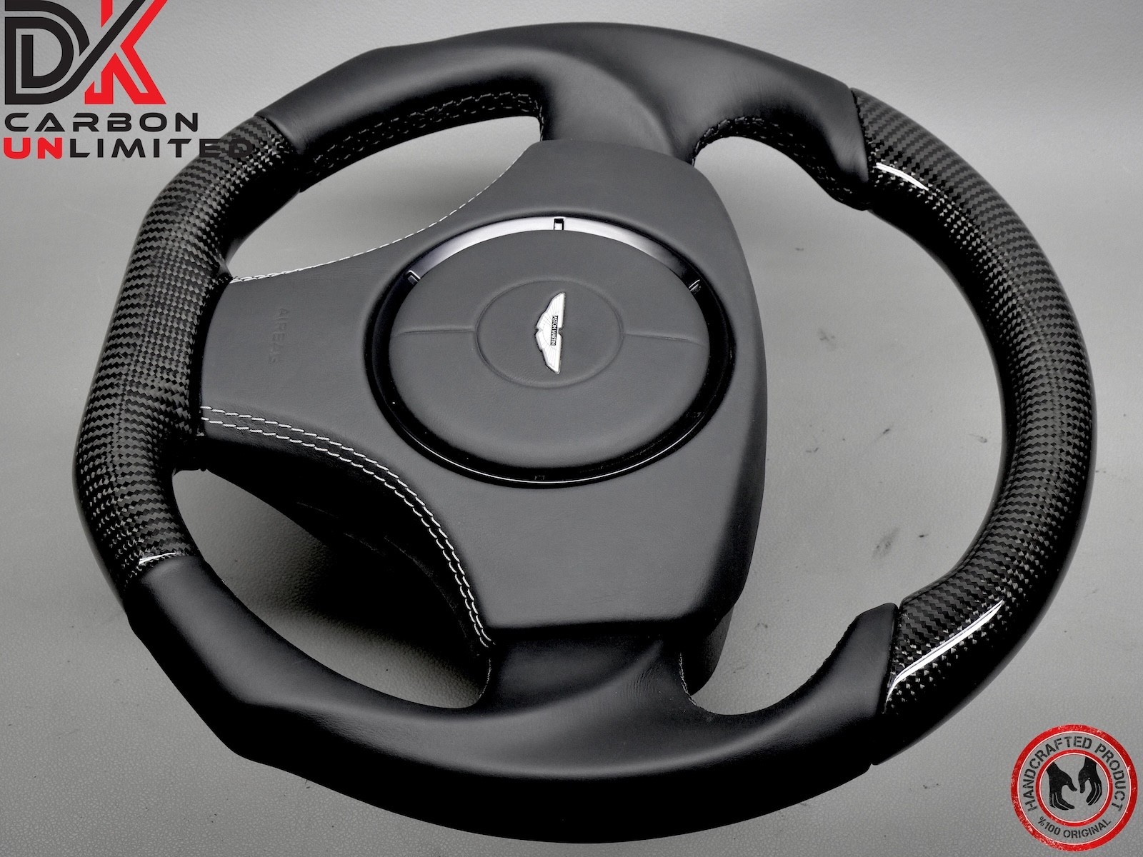 Aston Martin Vantage Vantage Steering wheel