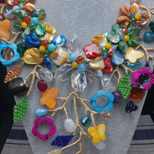 MultiColor Handmade Beautiful Glass and Shell Bead Work Necklace - Picture 6 of 17
