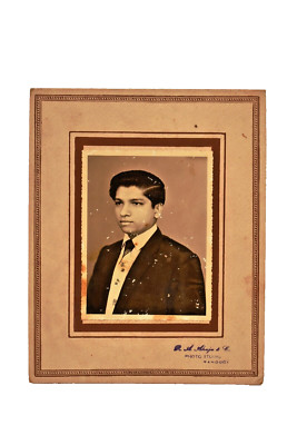 Vintage Portrait Fotografie Young Man R A Ahuja & Co Foto Studio Rangoon