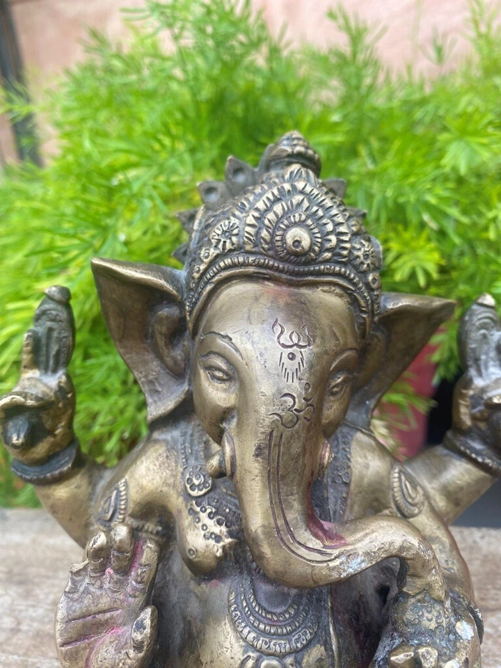 Antigua estatua escultura religiosa hindú Ganesha hecha a mano de latón rara antigua Foto 3 de 4