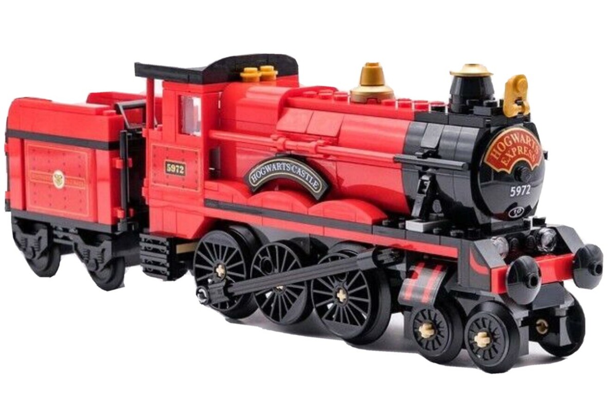 LEGO HARRY POTTER HOGWARTS EXPRESS ENGINE TENDER SPLIT FROM