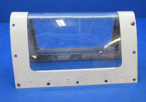 Cessna 172 / 172I Landing Light Lens And Retainer Assy P/N 0523115 (0923-859)