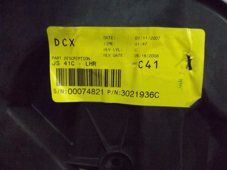 Placa de montaje regulador ventana lateral del conductor trasero Chrysler Sebring 2007-2010  Foto 2 de 4