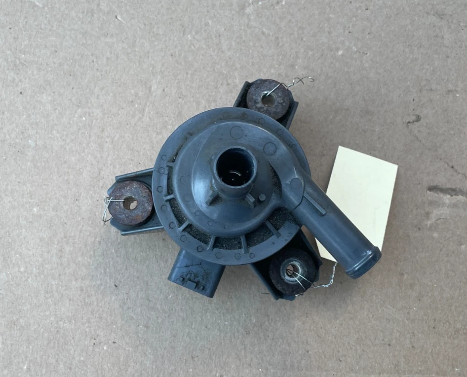 Bomba de agua Toyota Prius V 2012-2017 09040-52010 Foto 2 de 4