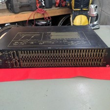 YAMAHA graphic equalizer Q2031