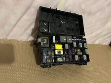 2011 OEM DODGE CARAVAN TOTALLY INTEGRATED POWER MODULE FUSE BOX TIPM 04692335AE