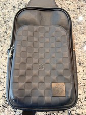 Louis Vuitton Avenue Men s SlingBag Damier In...