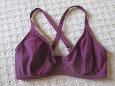 Athleta 32 D/DD Sports Bra/ Bralette Adjustab...
