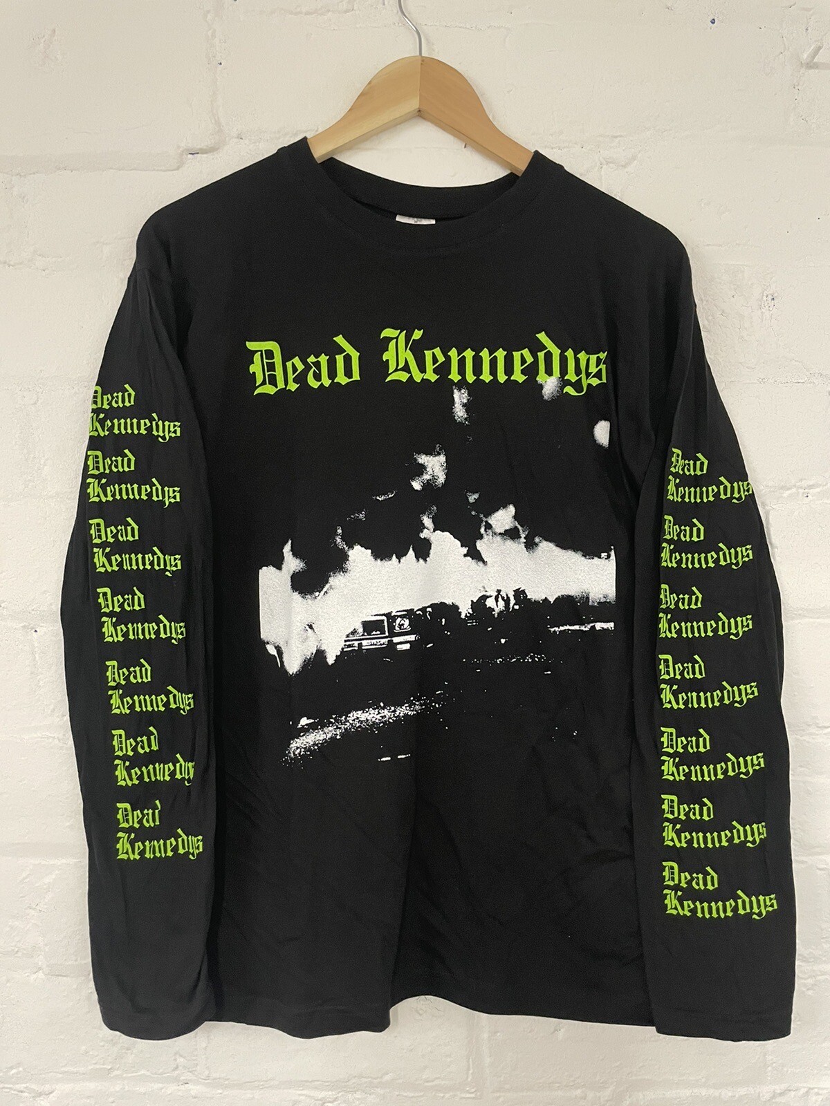 Dead Kennedys Fresh Fruit For Rotting Vegetables Tshirt Never Worn