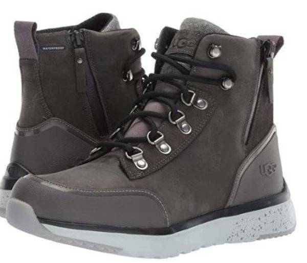 NIB UGG Australia Mens Caulder Water Proof Boot Dark Grey Sz 7M