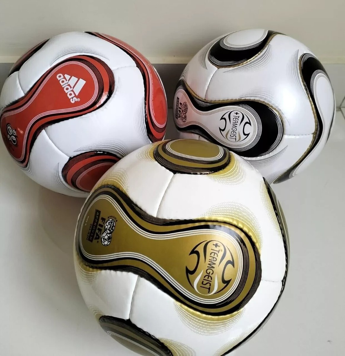 3X Adidas Teamgeist Berlin FIFA World Cup Germany 2006 3X Adidas Teamgeist Berlin FIFA World Cup Germany 2006