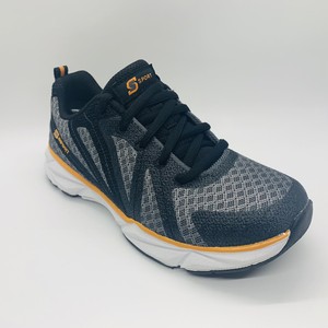 boys athletic shoes