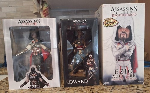 Assassins Creed Bobbleheads Set of 3 | eBay