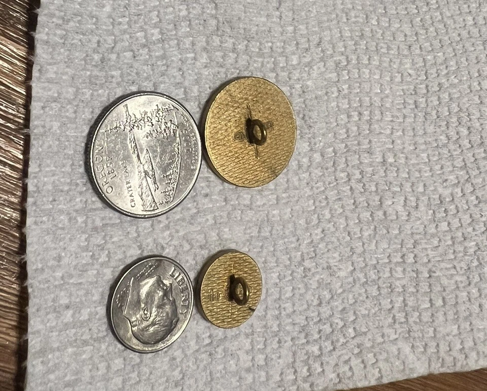 8 Thom Browne Brooks Brothers Black Fleece button 4 large 4 Small gold matte - Image 4 of 4