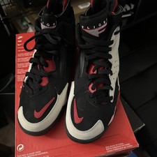 New Nike Air Maestro II LTD Black Gym Red AH8511-002 Mens Size 8 Basketball