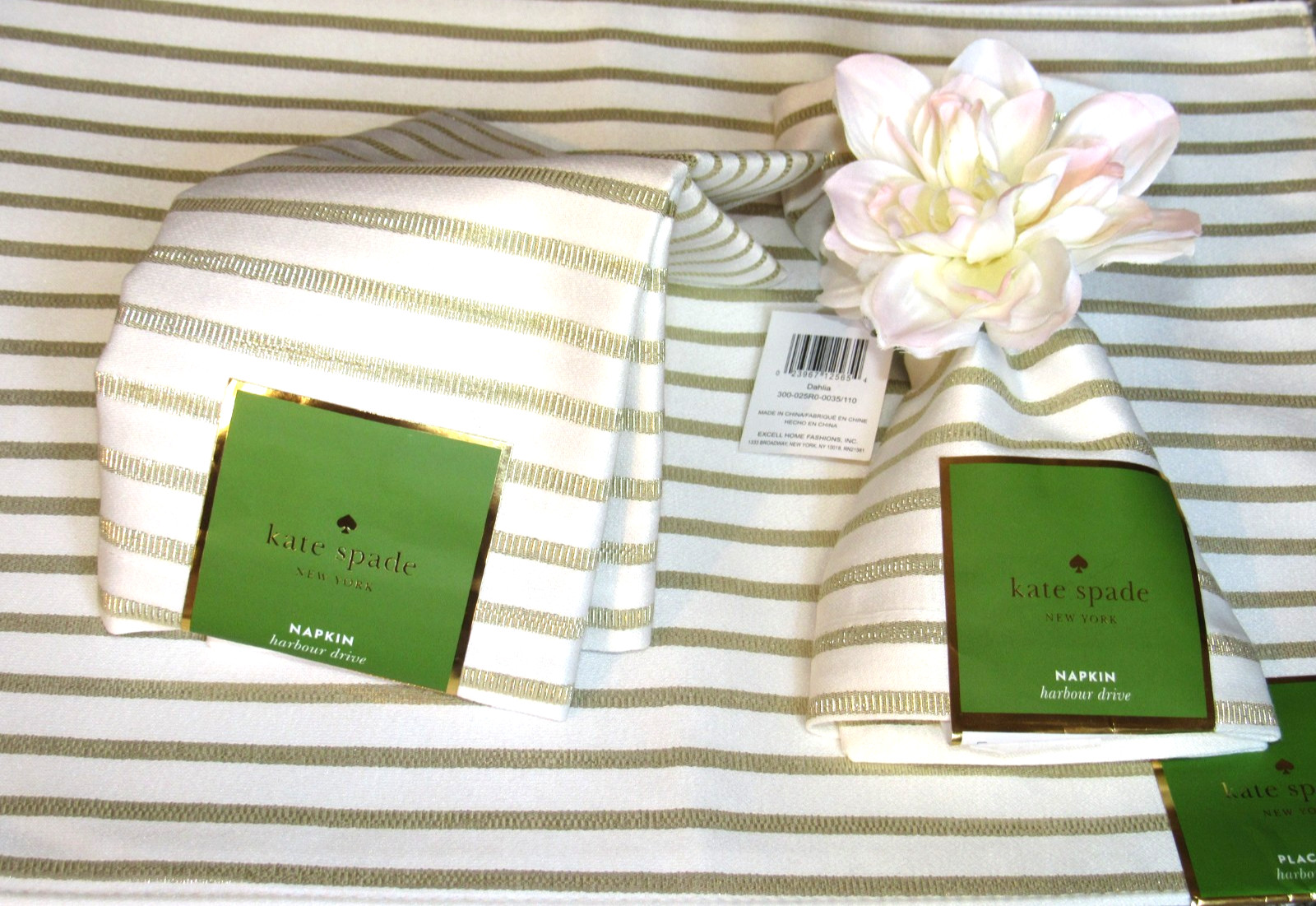 NWT Kate Spade Set 4ea Gold Stripe Harbor Drive Placemats, Napkins, Napkin Rings thumbnail 2