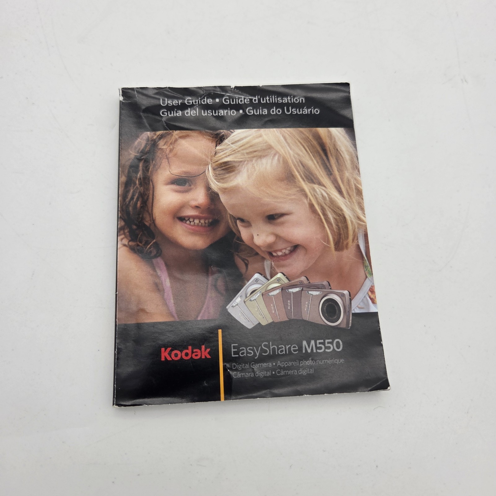 Kodak EasyShare M550 12MP Blue Digital Camera w/ Battery, Charger, & 8GB SD Card