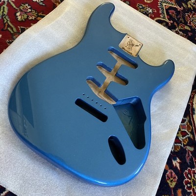 Warmoth Vintage Spec Stratocaster Body 1-piece Extra-light Lake Placid Blue Guit