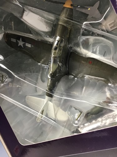 Hobby Master 1/72 HA1708 P-39Q AiraCobra Tenente Colonnello William Shomo 1944 - Foto 8 di 11