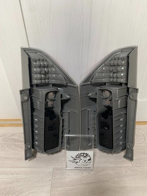 ZRR75 ヴォクシー リアマフラー TOYOTA 13713 SANGO ZRR70 ノア ヴォクシー 純正 リア マフラー 後ろ 21年式 VOXY ZRR75W